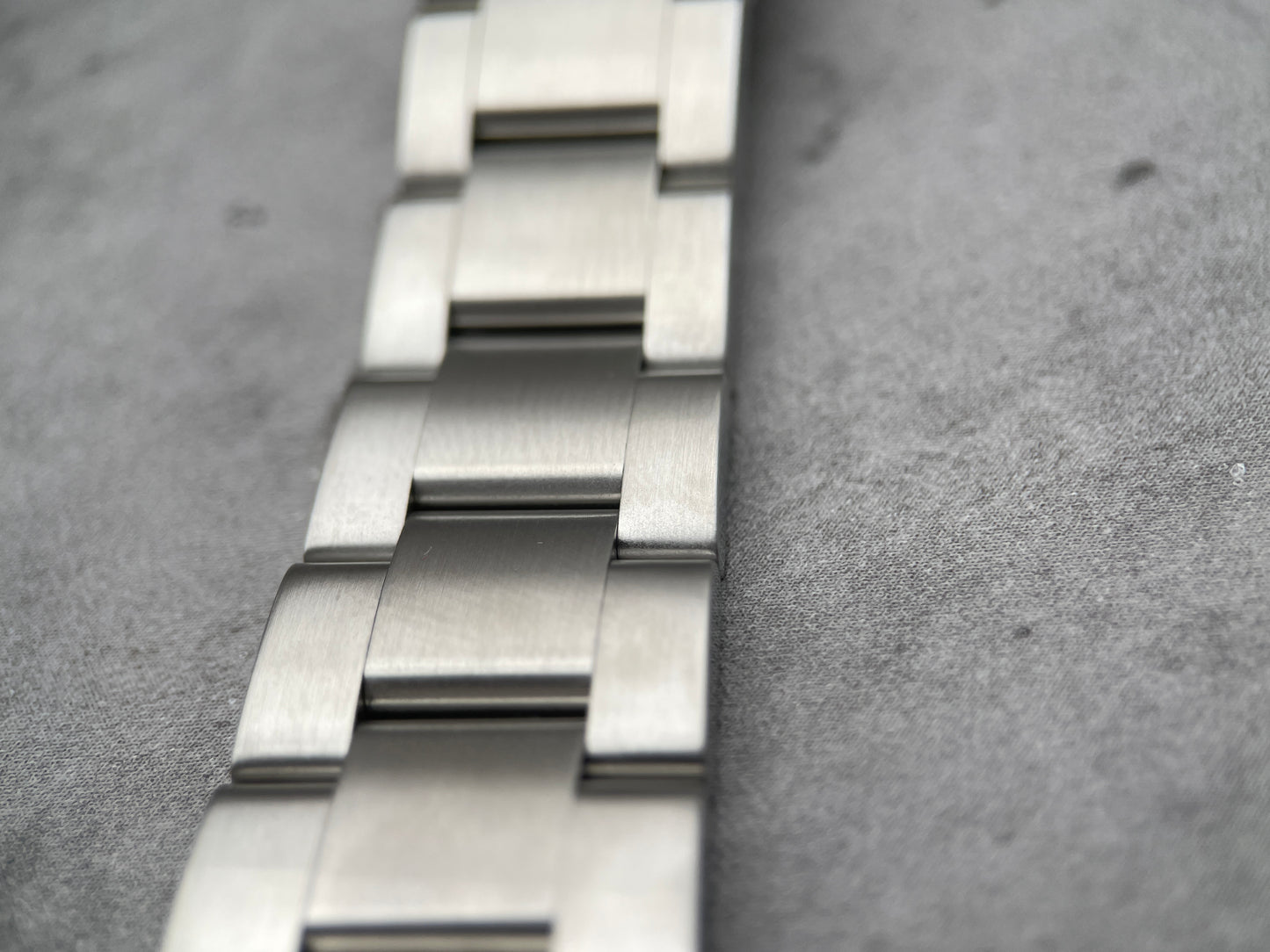 Rolex Airking 114234 | Pink Dial