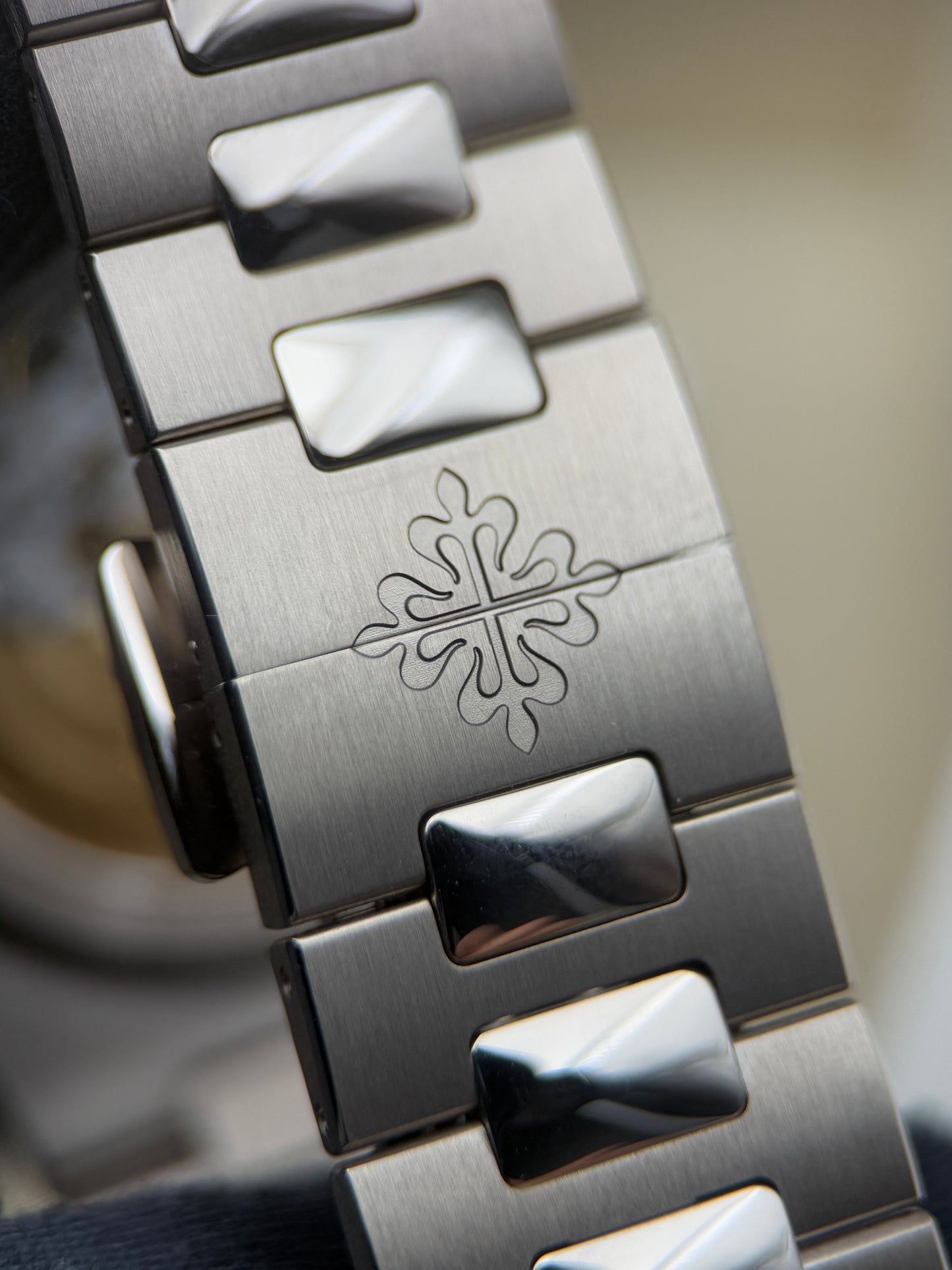 Patek Philippe Nautilus 5811G