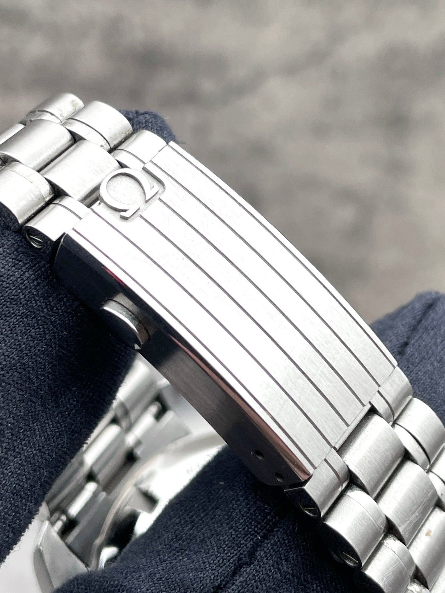 Omega Speedmaster Professional | 2022