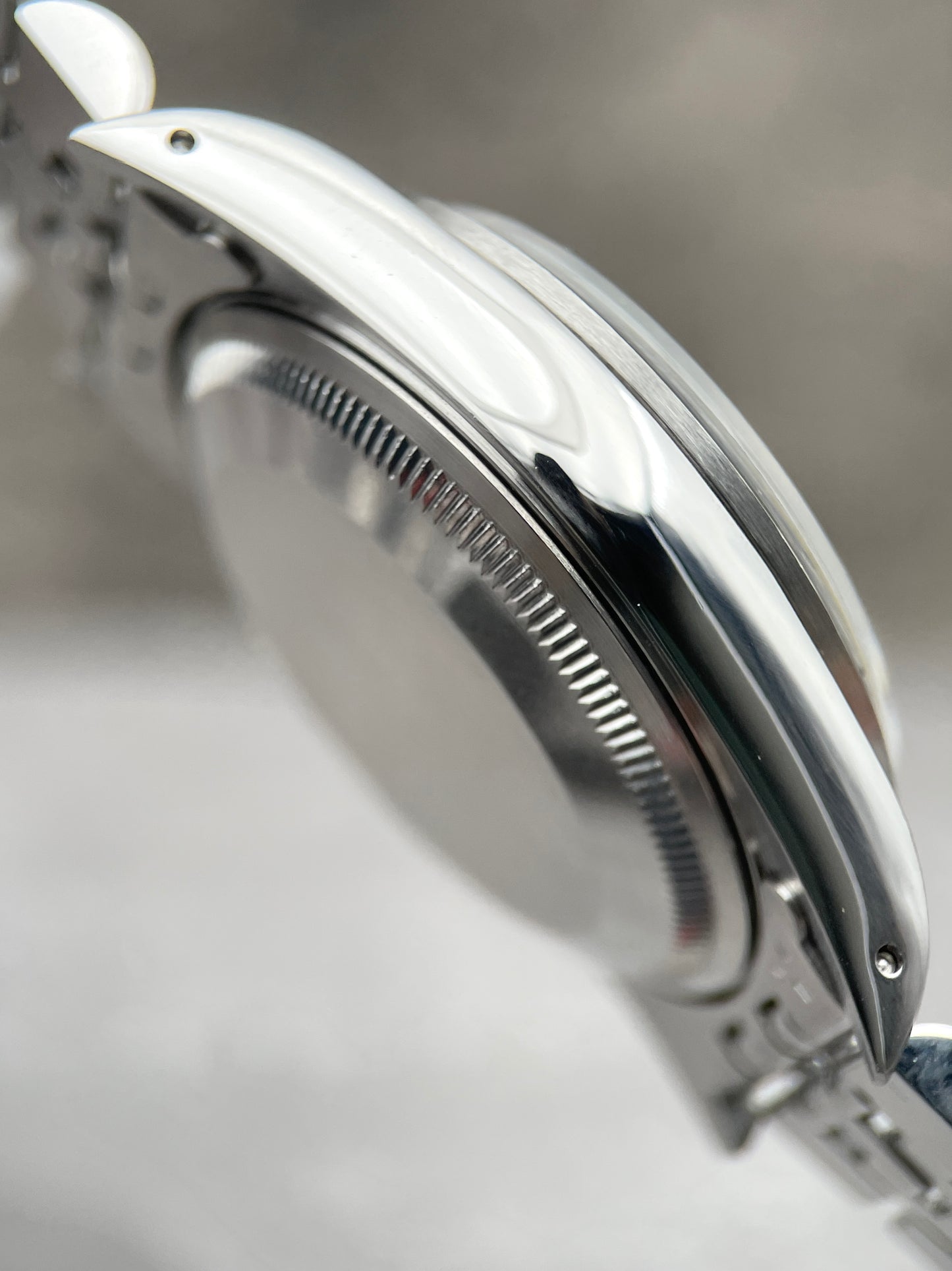 Rolex Oyster Perpetual Date 15000 | Custom dial