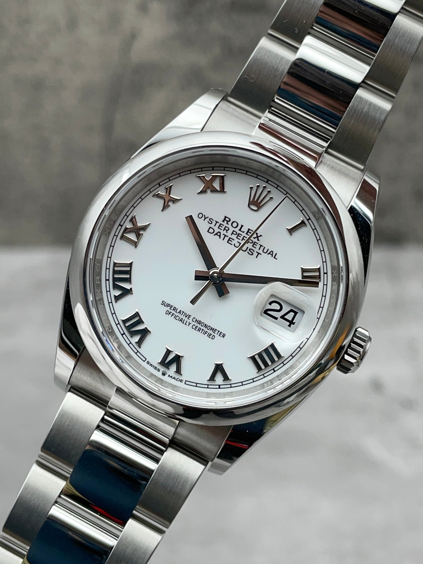 Rolex datejust 36 126200 Roman Dial
