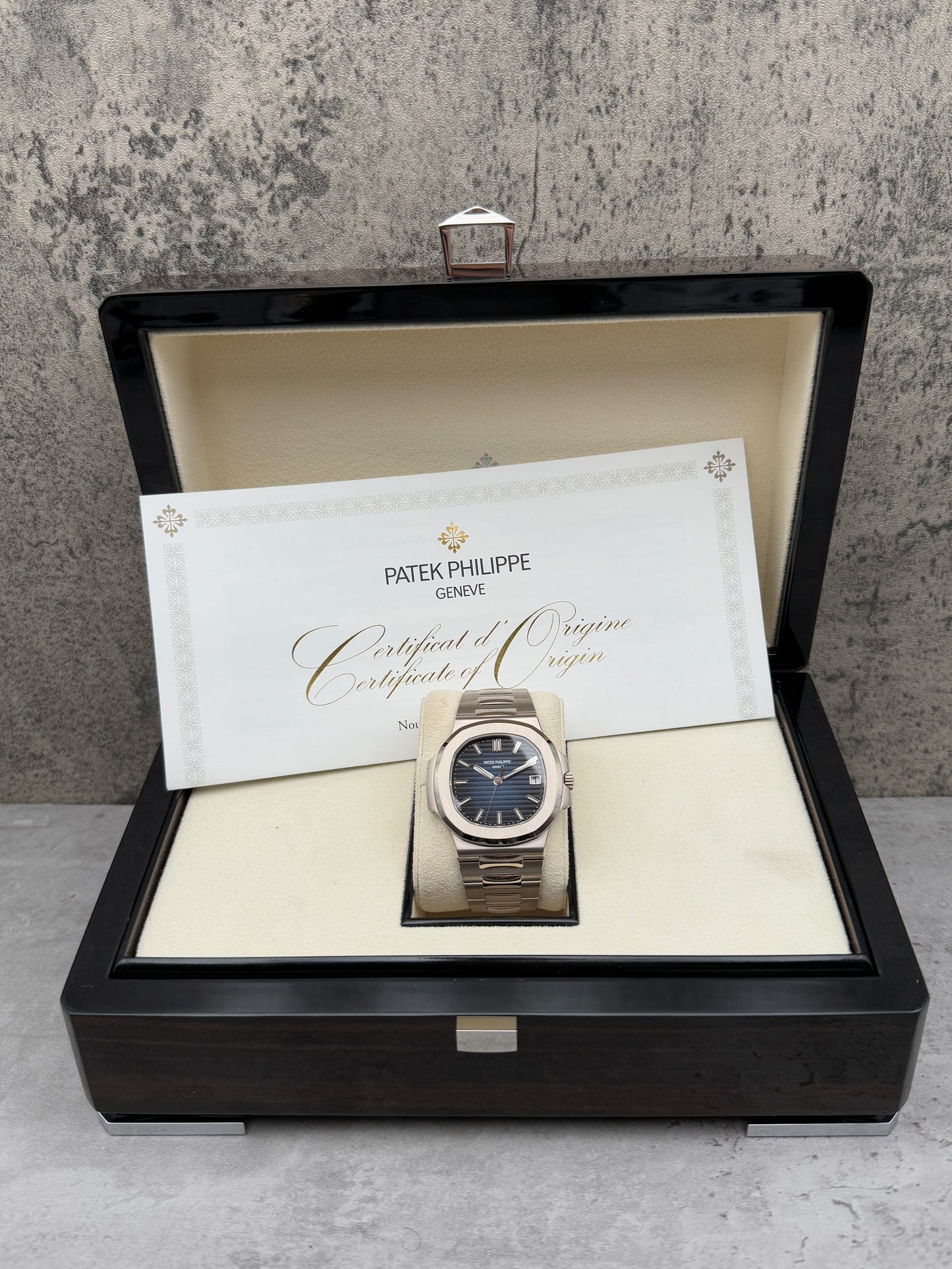 Patek Philippe Nautilus 5811G