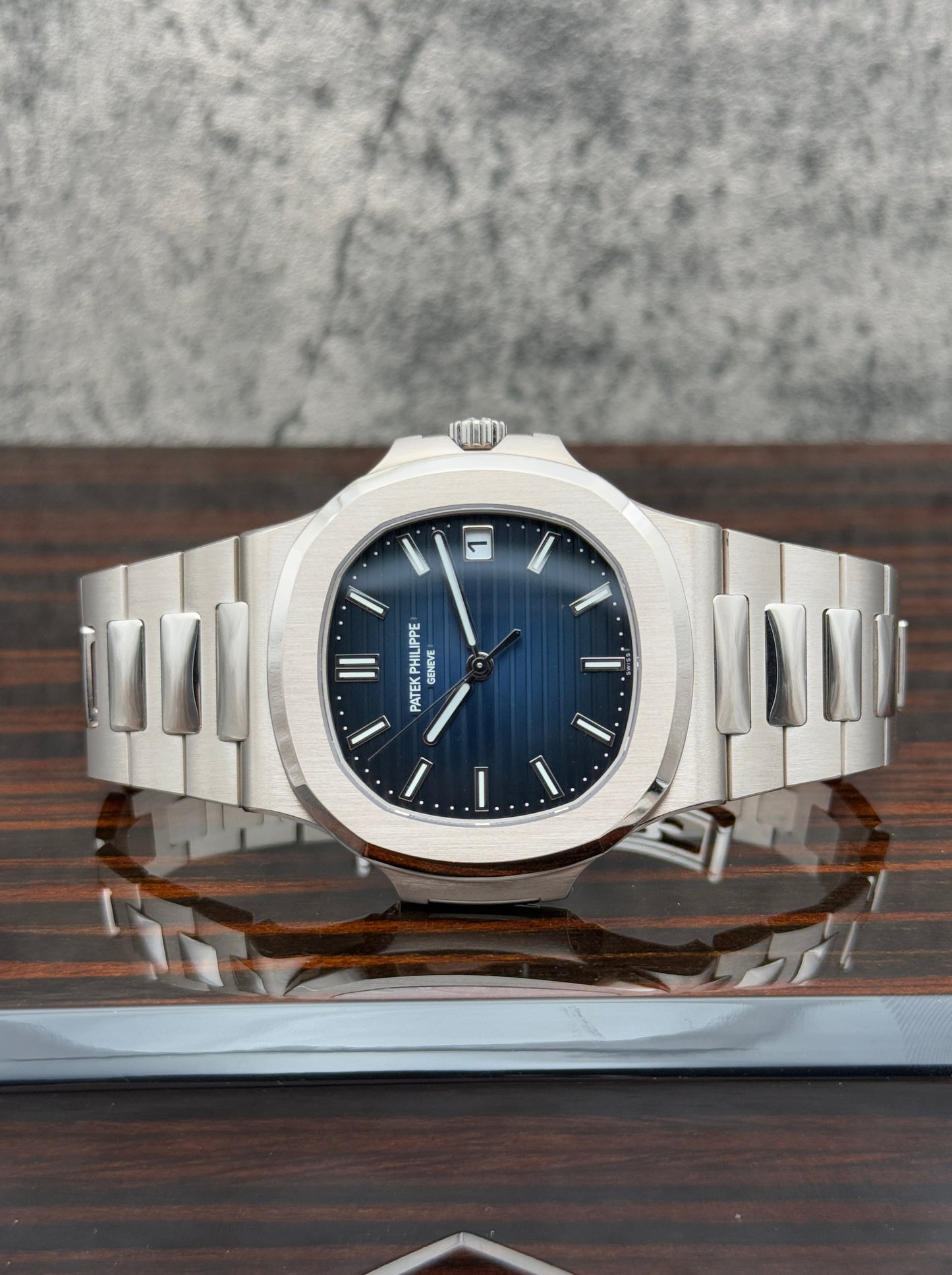 Patek Philippe Nautilus 5811G