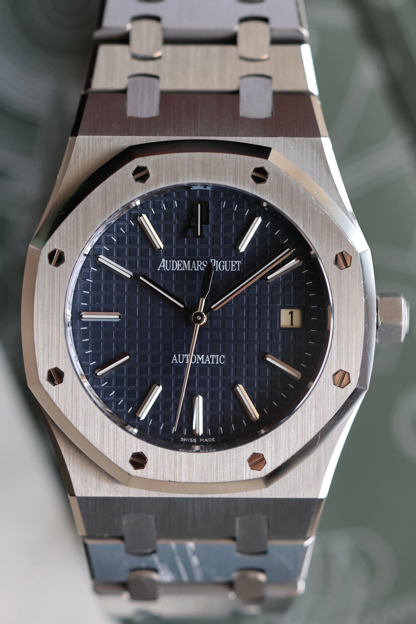 Audemars Piguet Royal Oak 39mm | 15300ST | 2012 Full Set