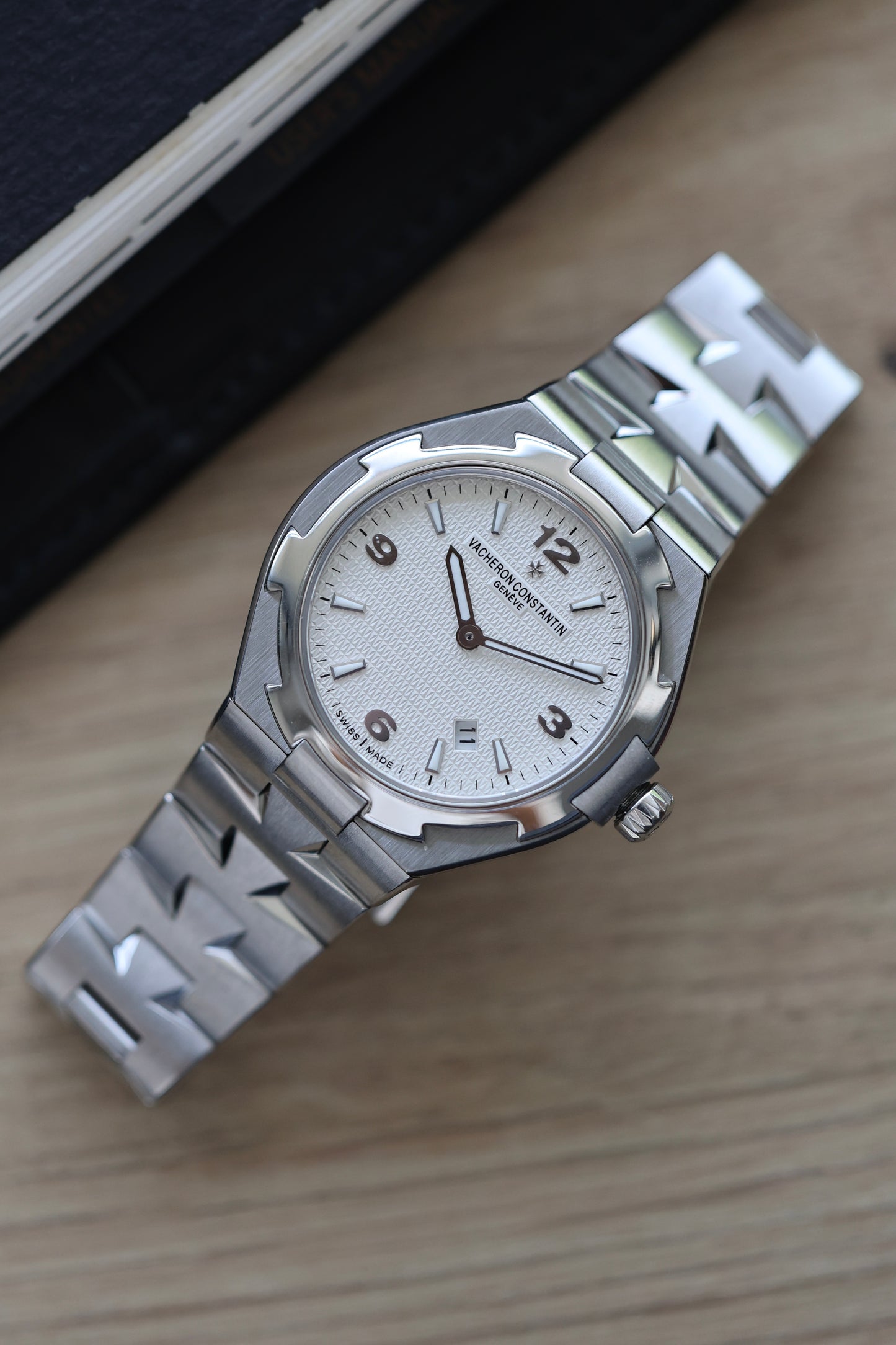 Vacheron Constantin Overseas 25020