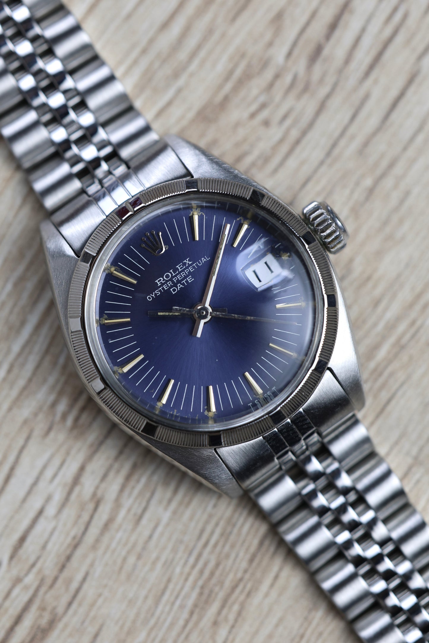 Rolex Oyster Perpetual 26mm | 69240