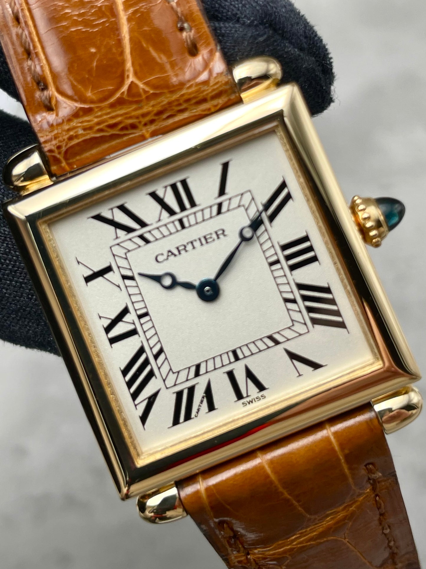 Cartier Tank Obus 16302