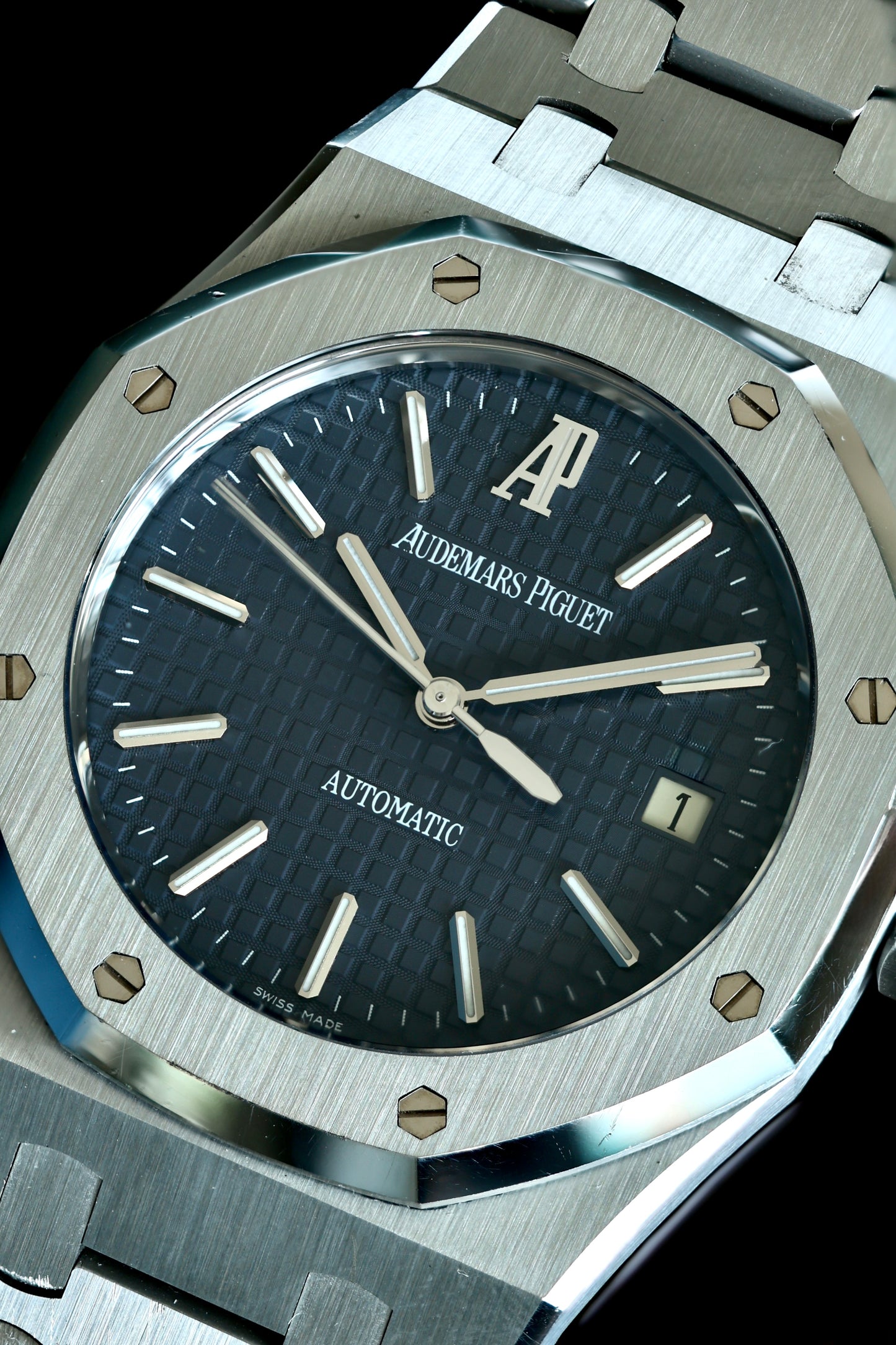Audemars Piguet Royal Oak 39mm | 15300ST | 2012 Full Set
