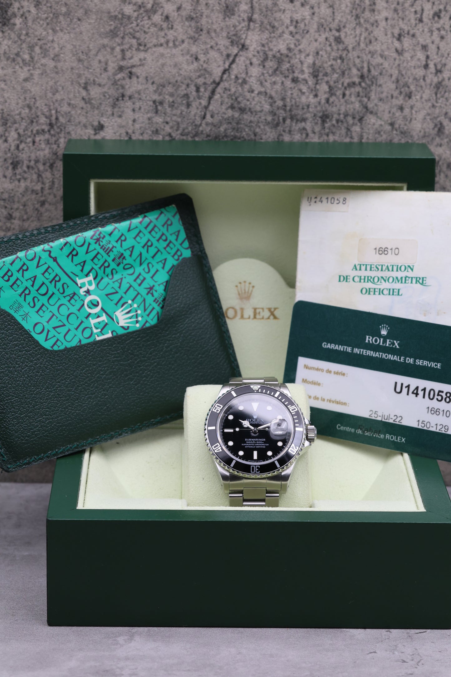 Rolex Submariner 16610 | Full Set 1998