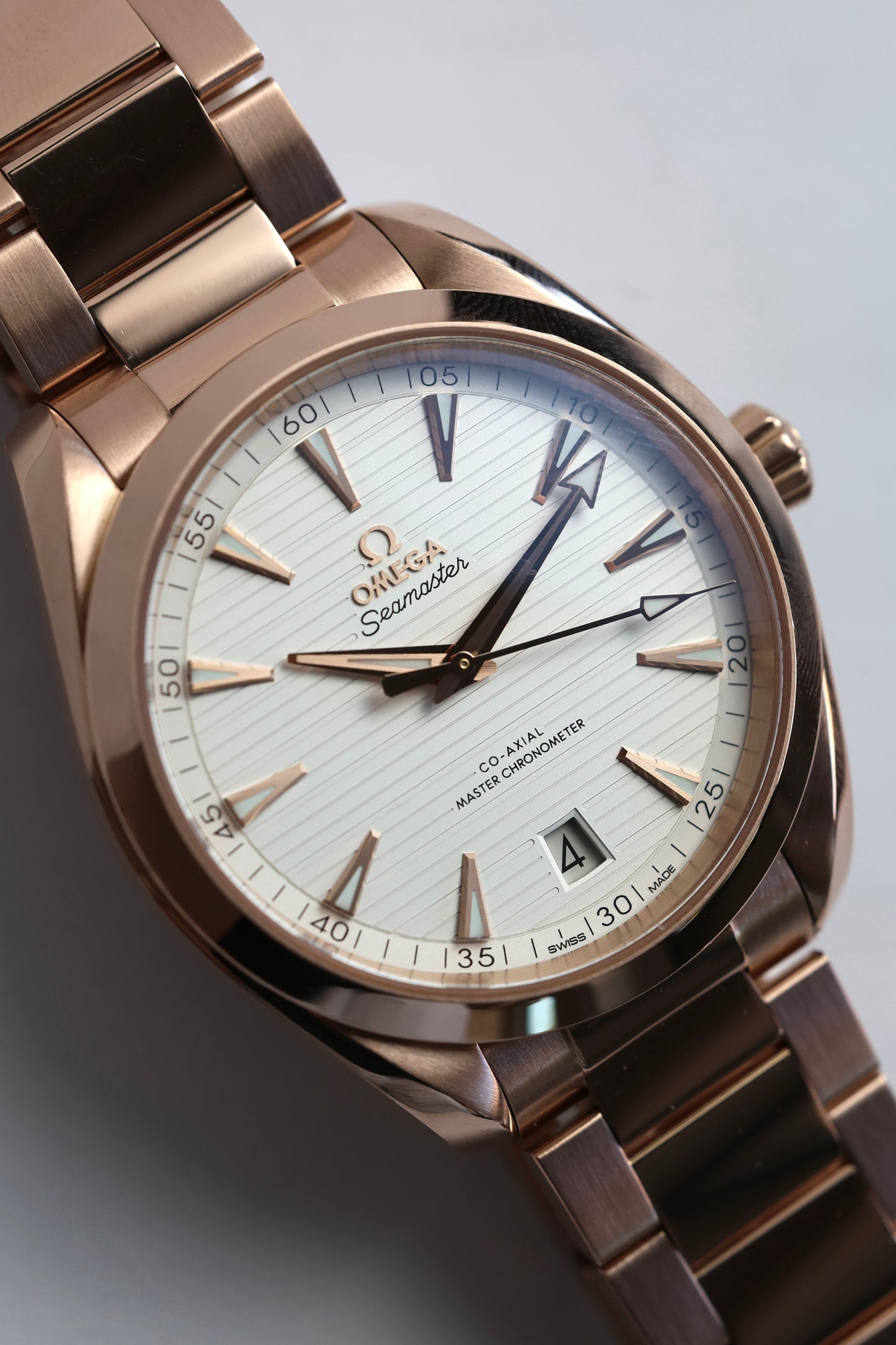 Omega Aquaterra 220.50.41.21.02.001