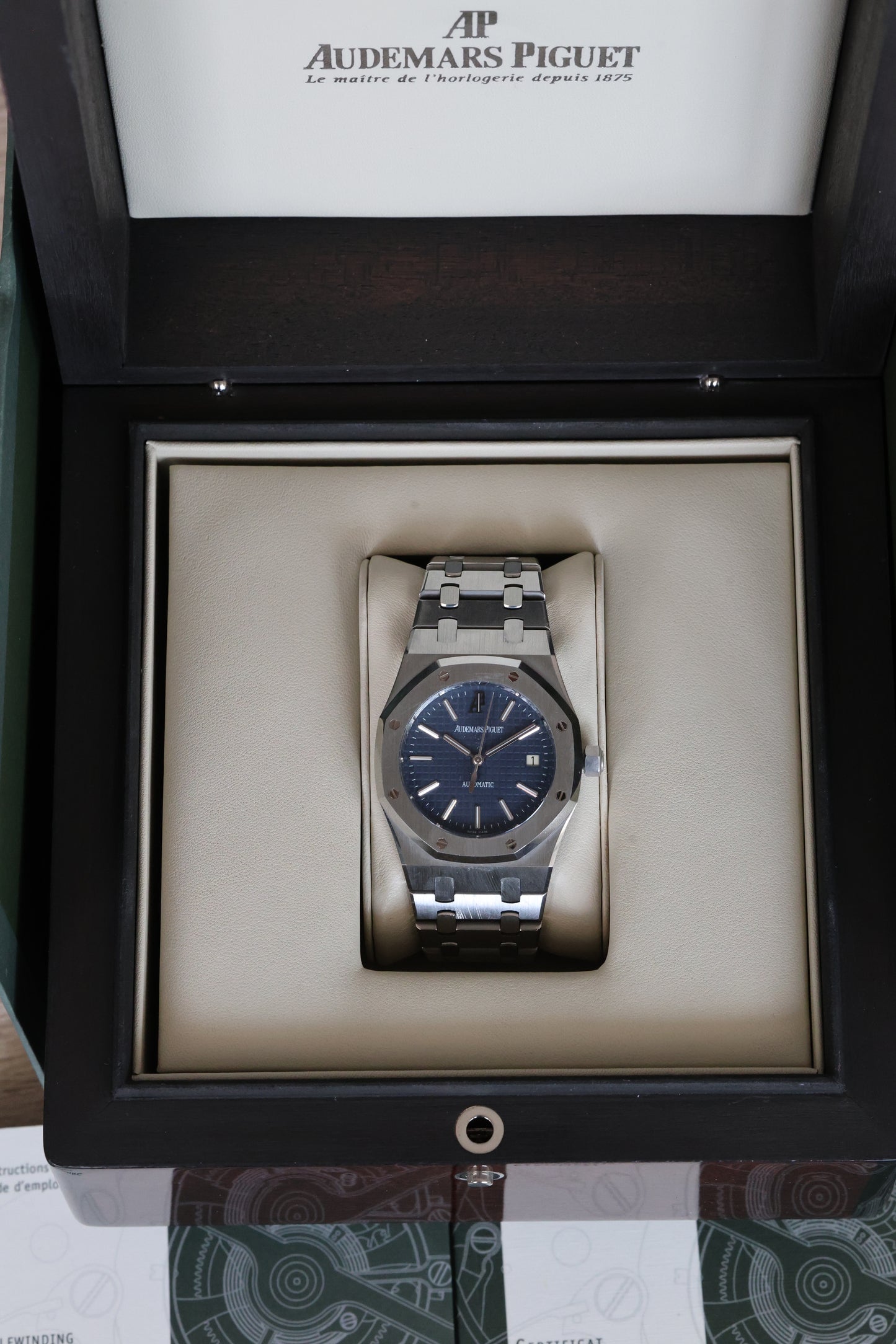 Audemars Piguet Royal Oak 39mm | 15300ST | 2012 Full Set