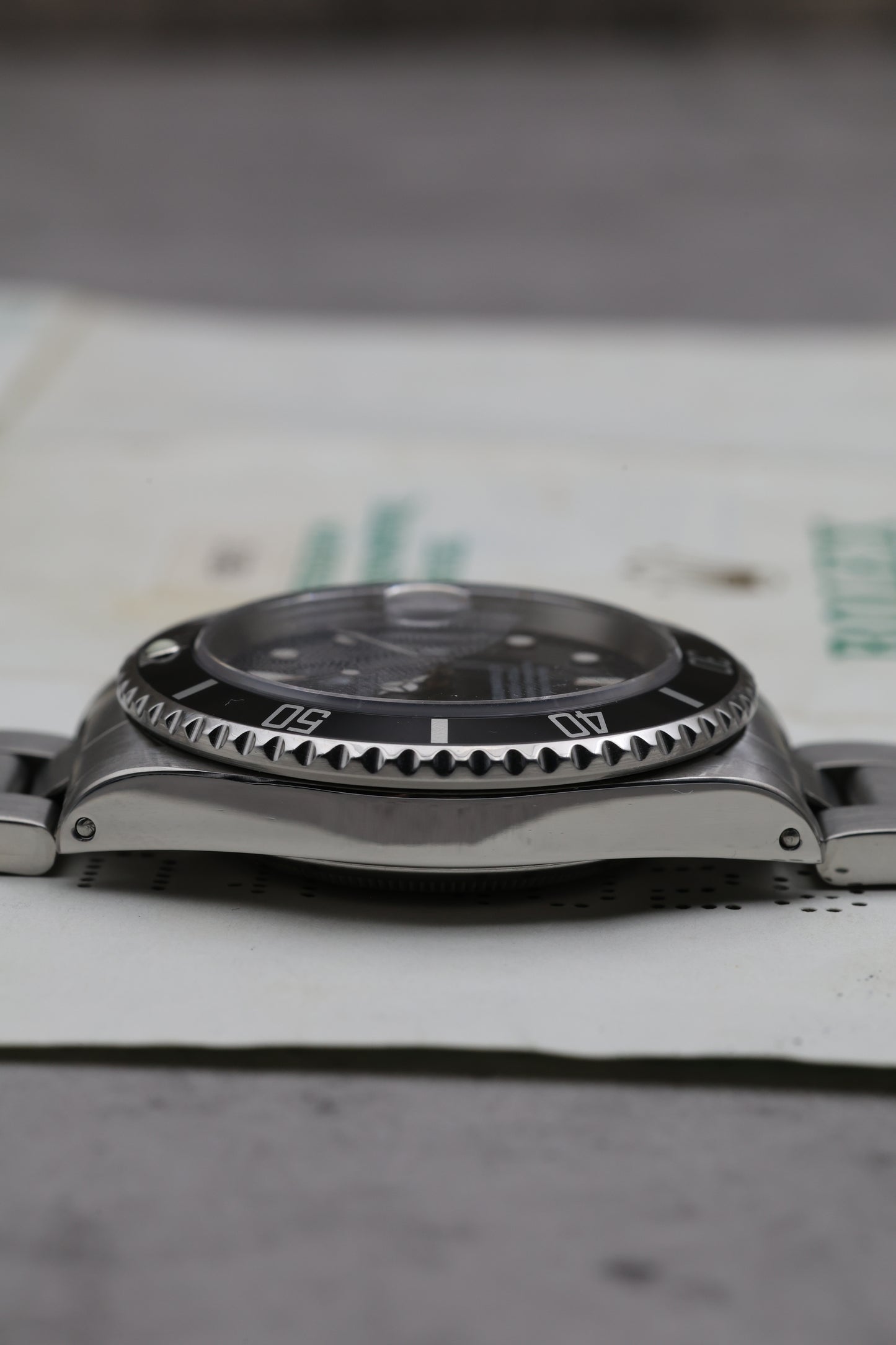 Rolex Submariner 16610 | Full Set 1998