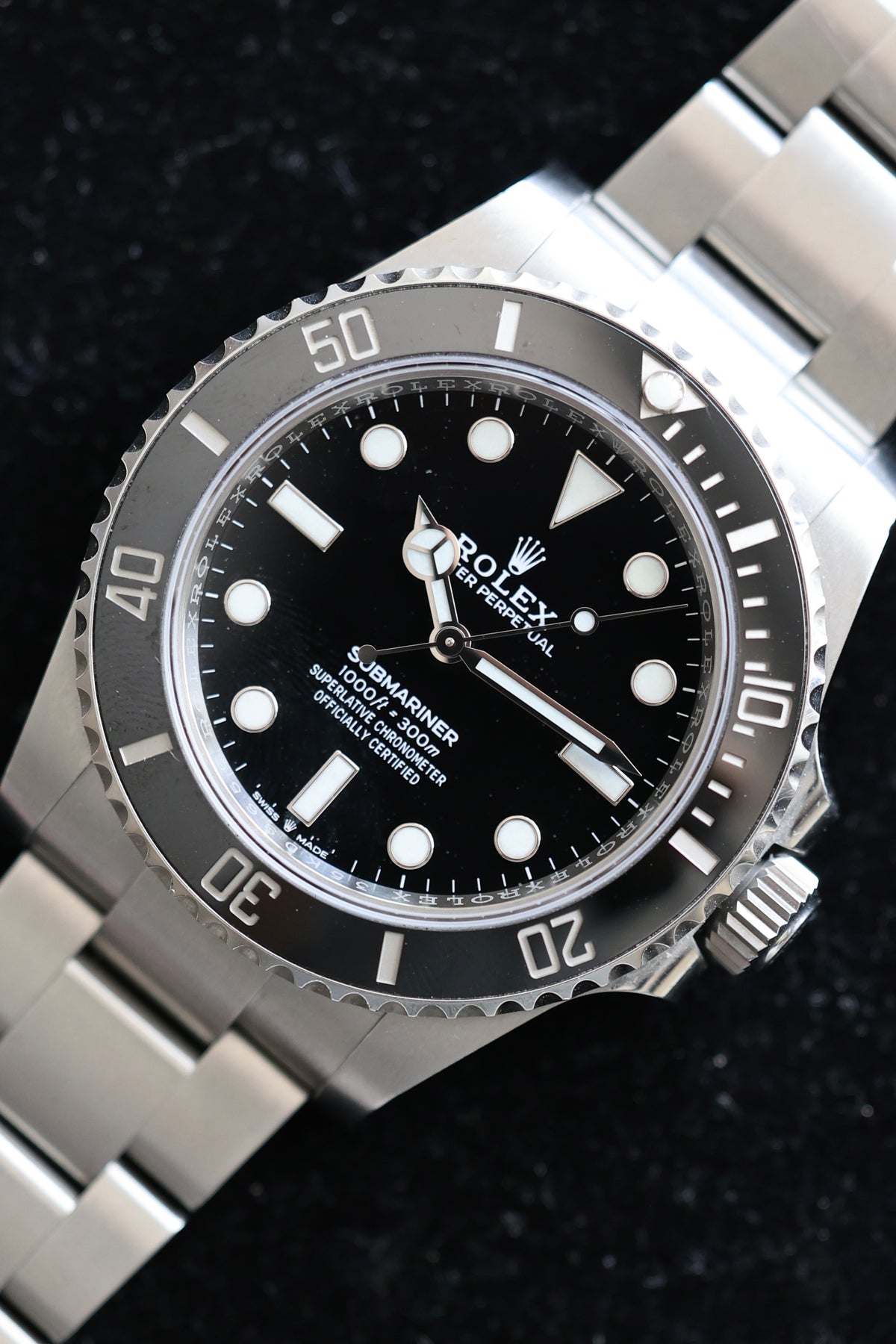 Rolex Submariner 124060LN | 2021