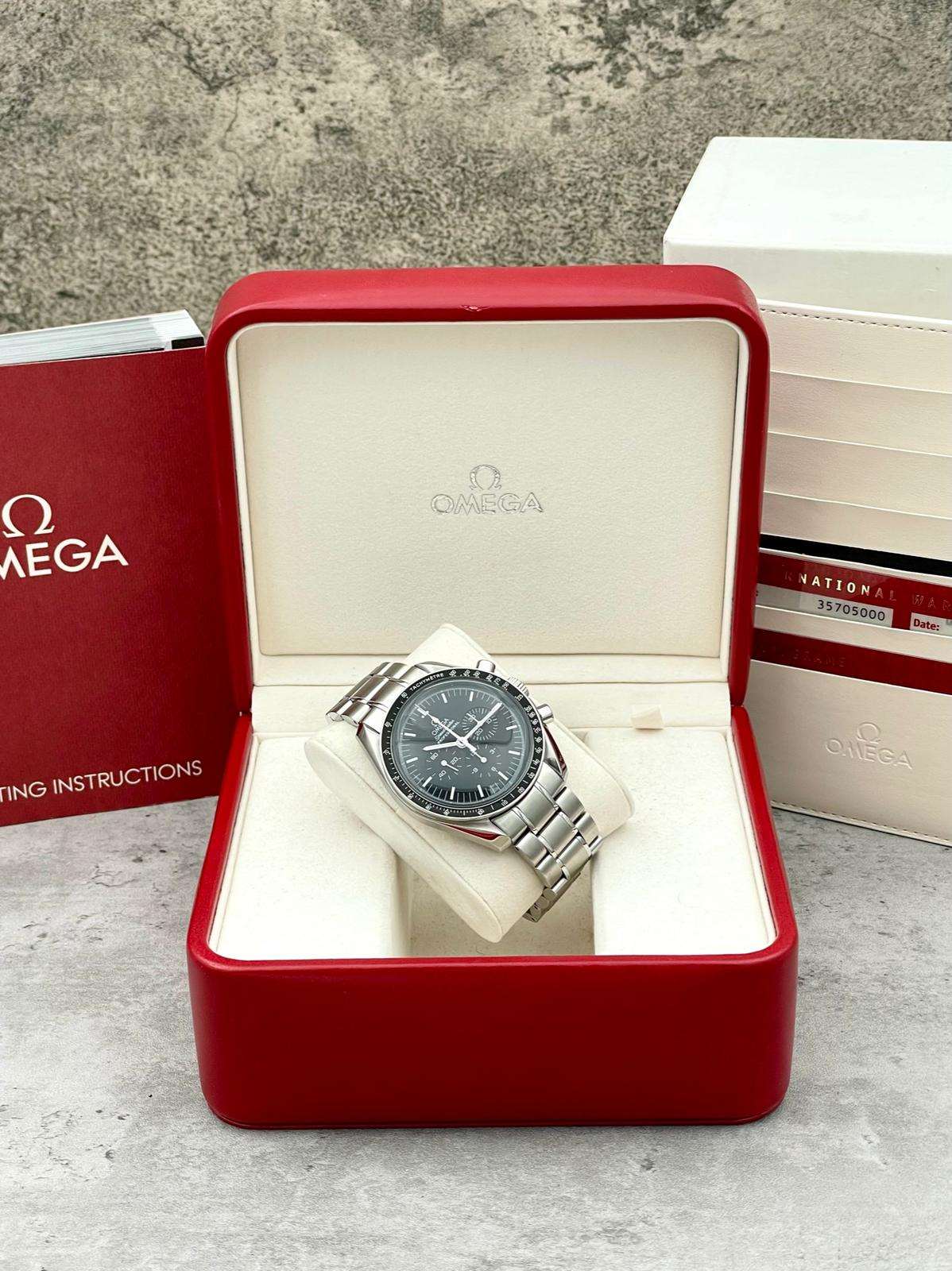 Omega Speedmaster Professional