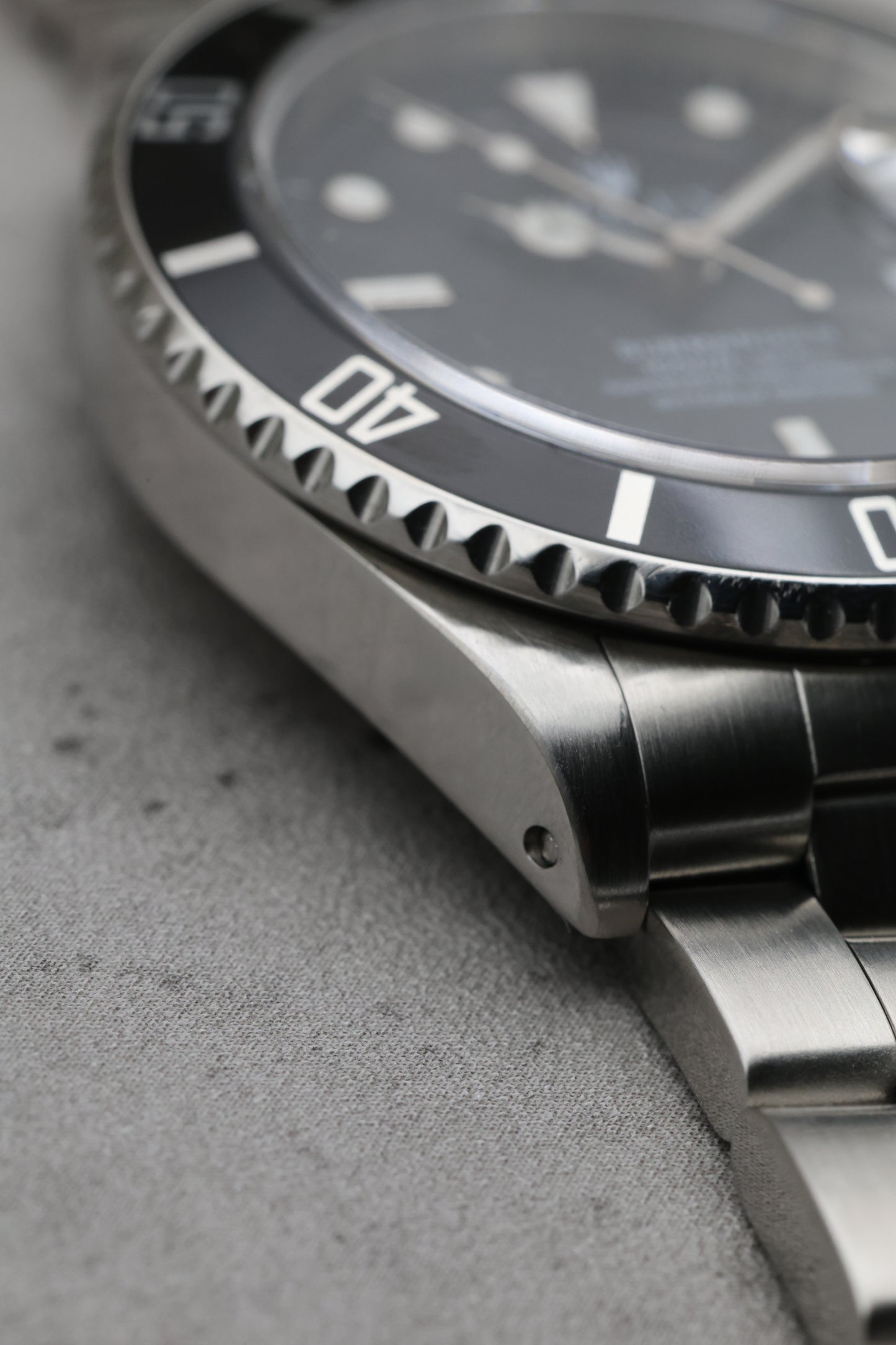 Rolex Submariner 16610 | Full Set 1998