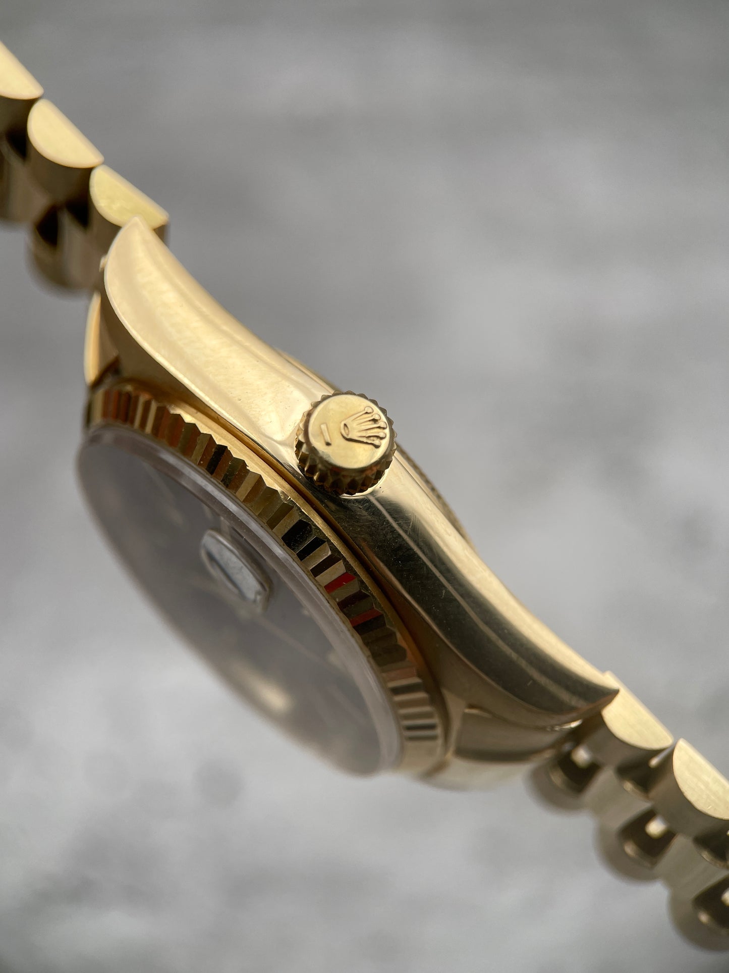 Rolex Day-date 18038 Havana Dial
