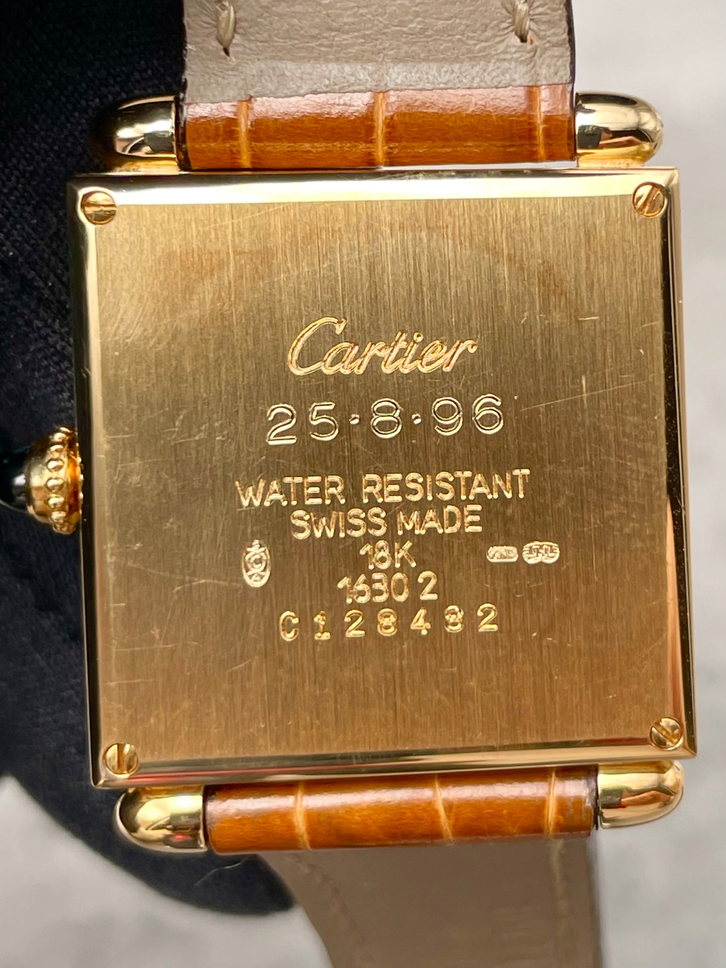 Cartier Tank Obus 16302