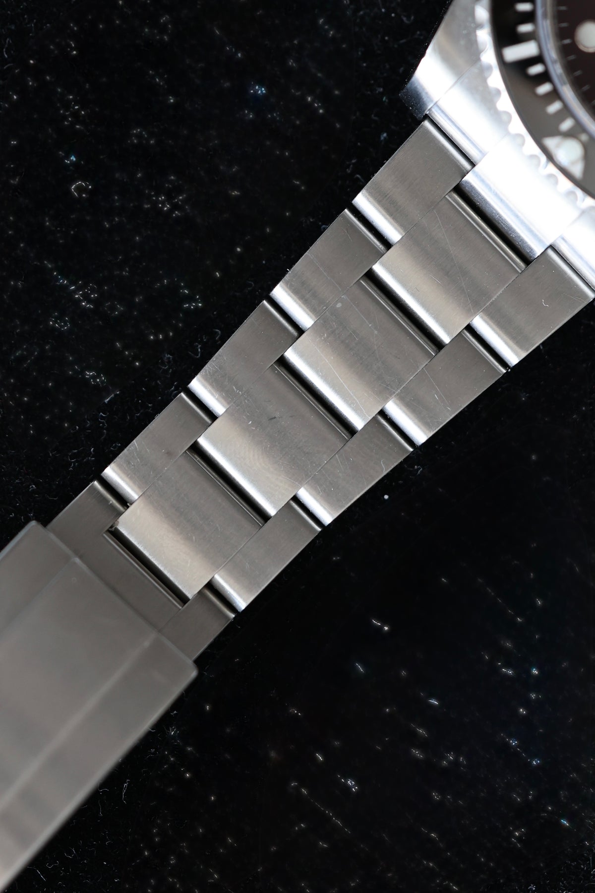 Rolex Submariner 124060LN | 2021
