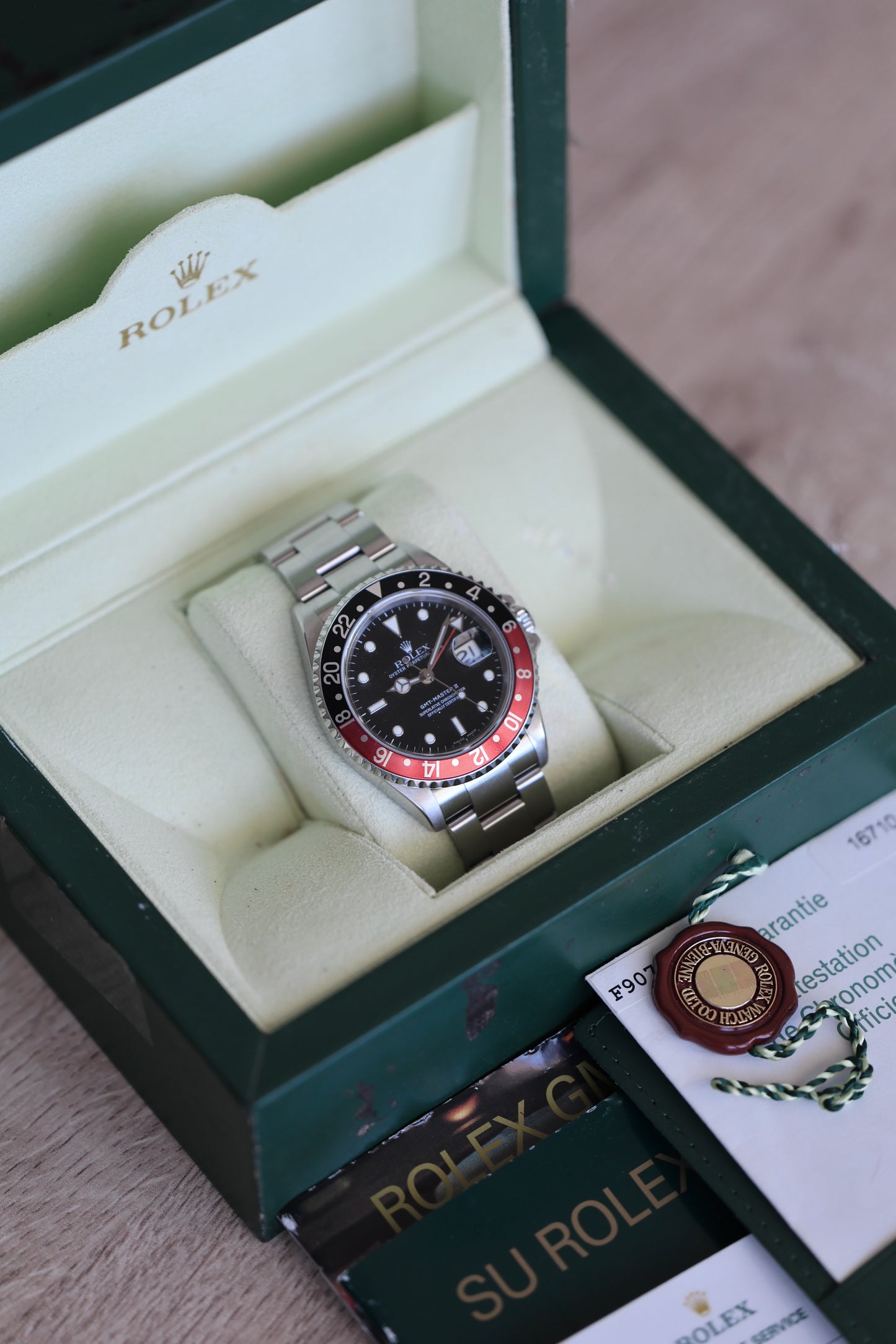 Rolex GMT-Master II 16710 | 2005 Pepsi