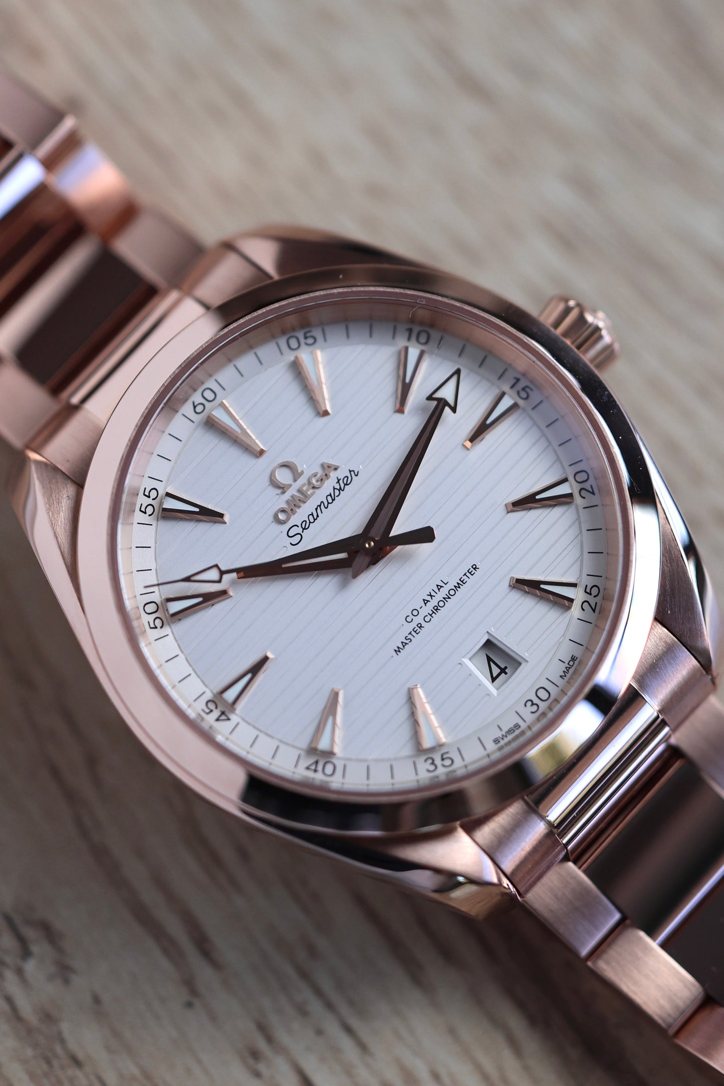 Omega Aquaterra 220.50.41.21.02.001