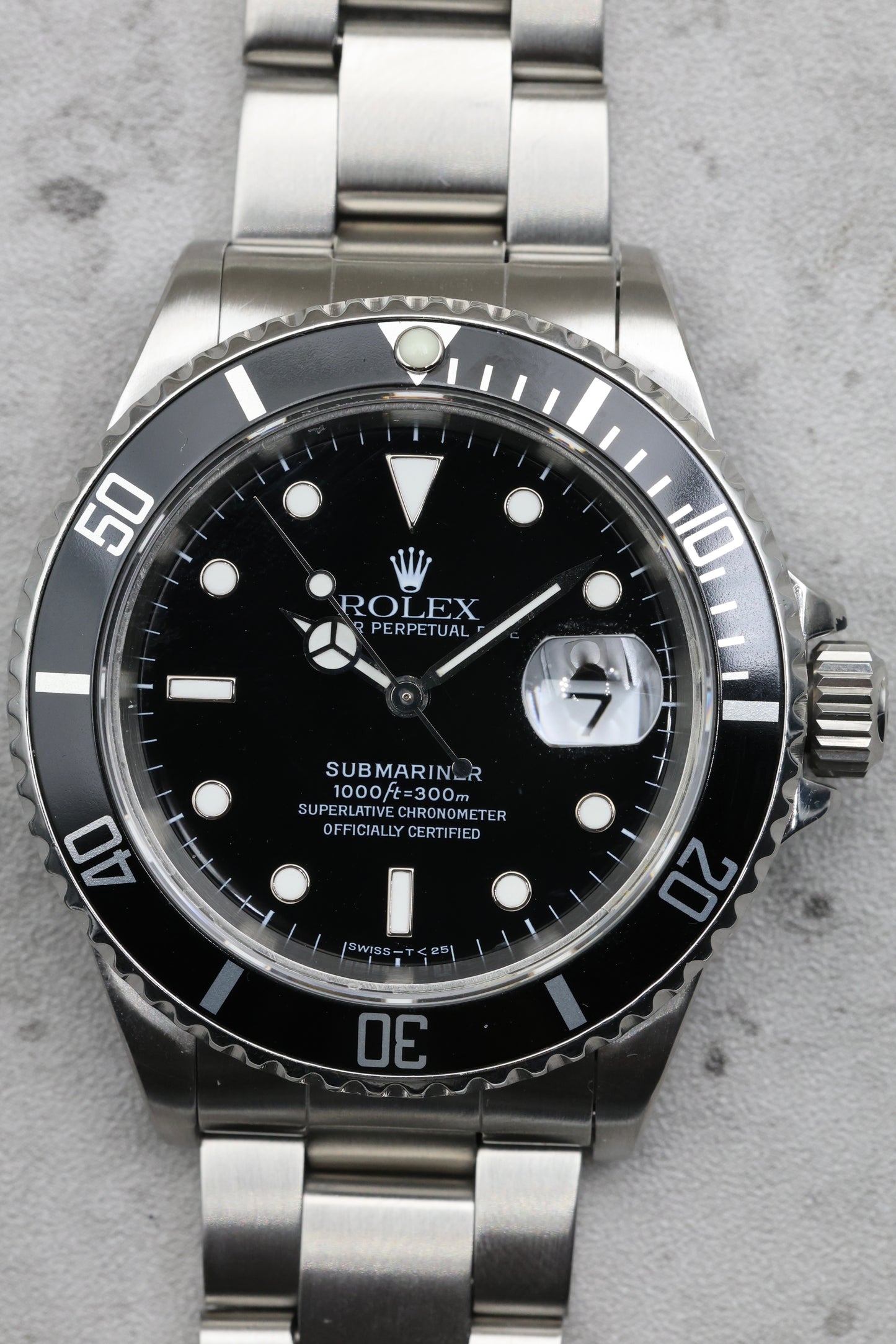 Rolex Submariner 16610 | Full Set 1998