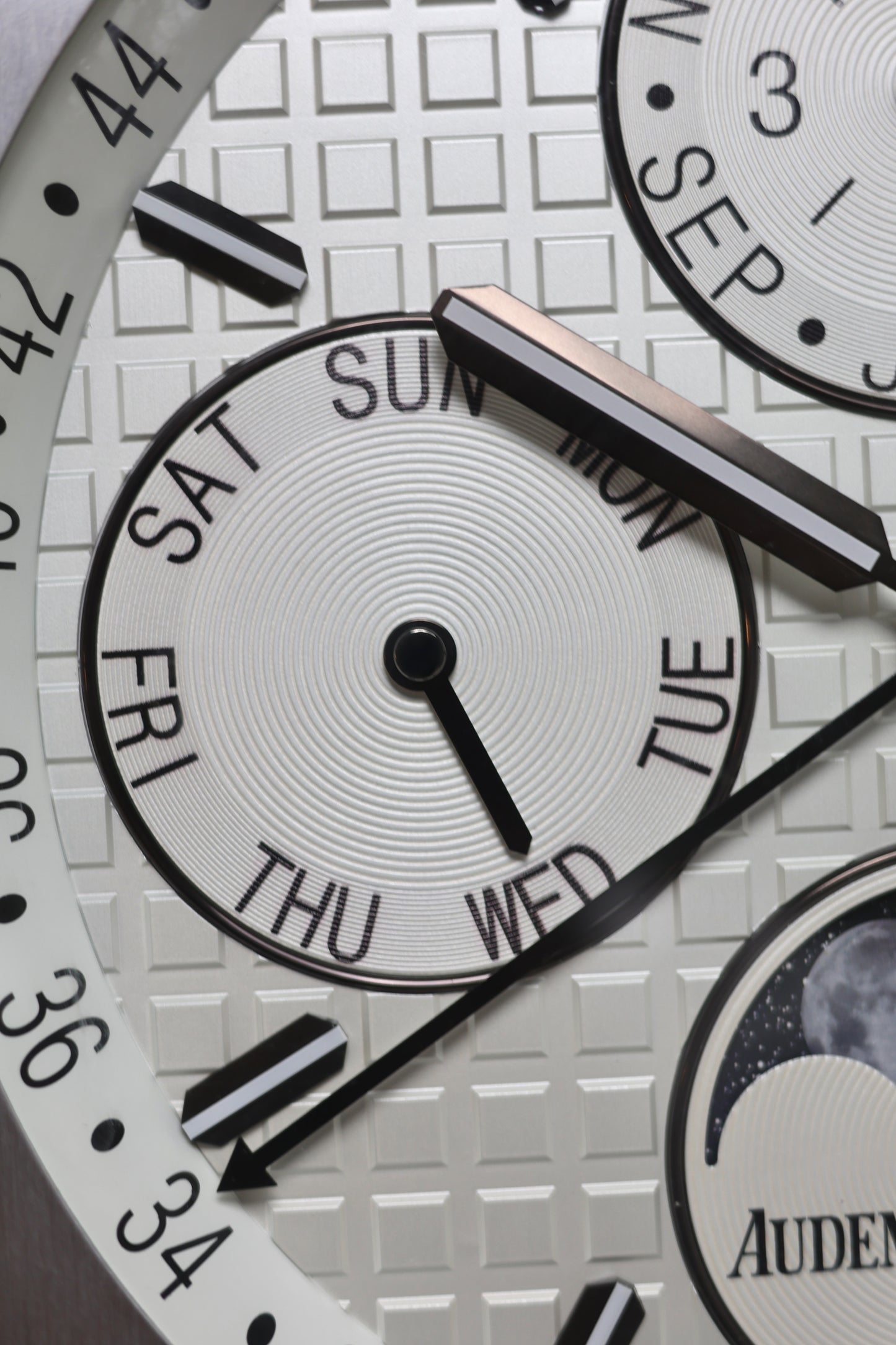 AP Royal Oak Perpetual Calendar Wall Clock