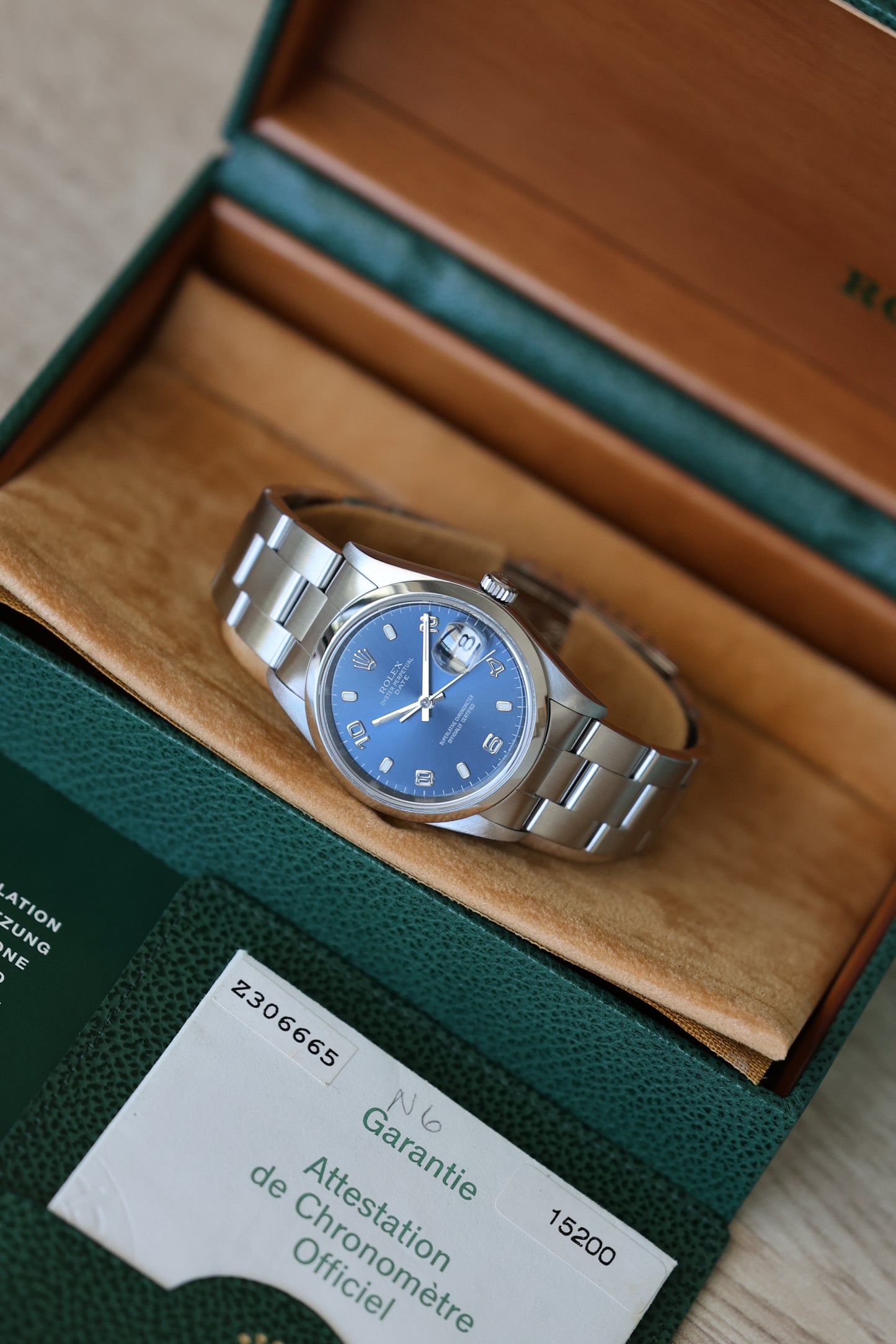 Rolex Oyster Perpetual Date 15200 | 2004