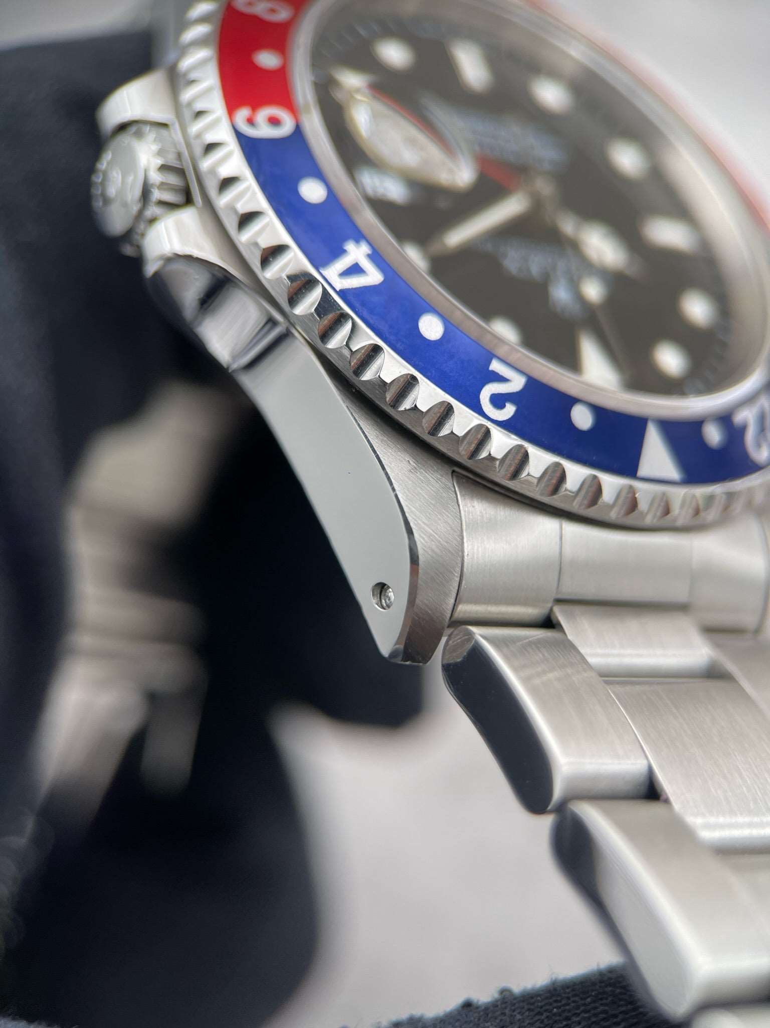 Rolex GMT-Master II Pepsi 16710