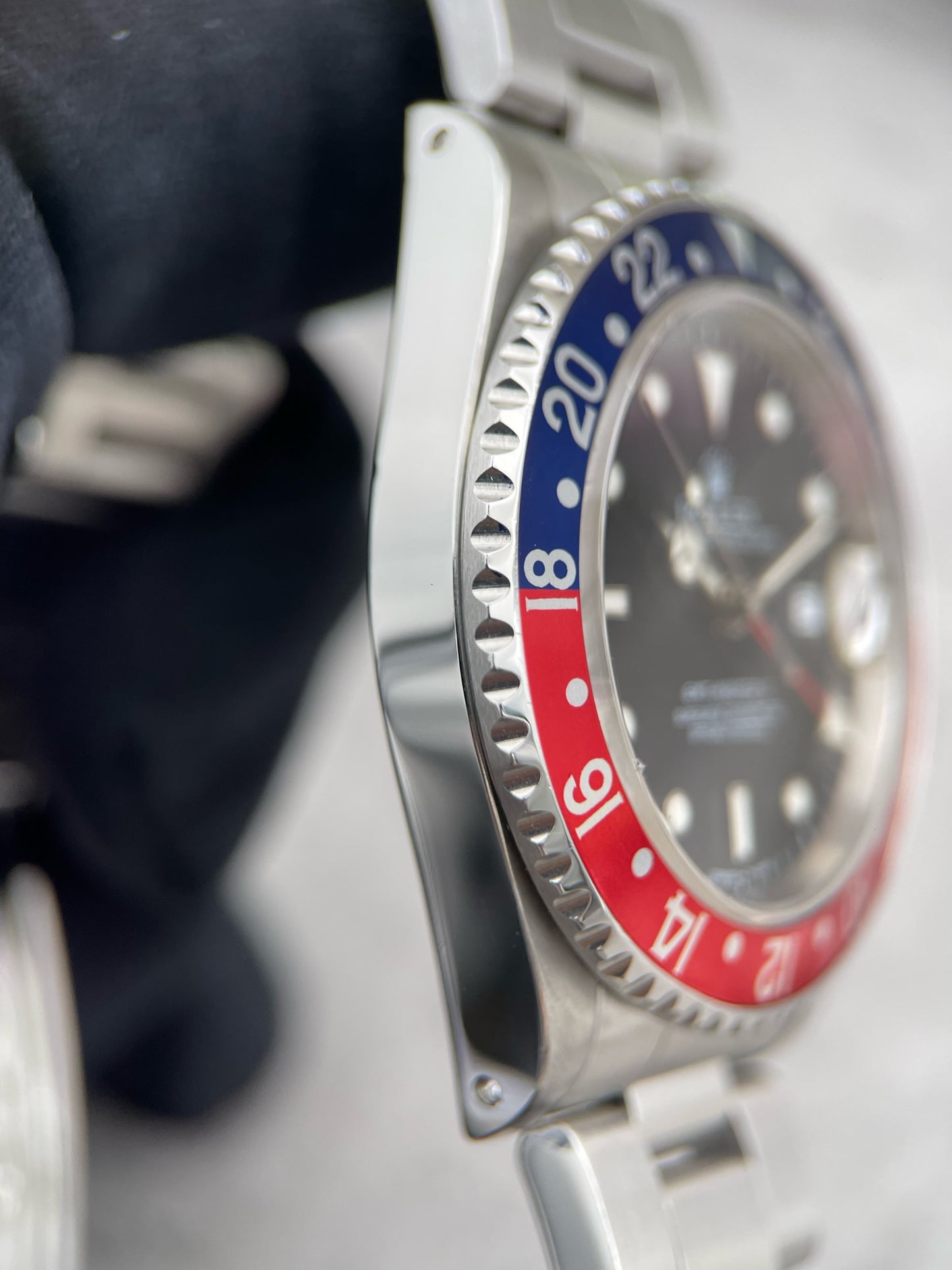 Rolex GMT-Master II Pepsi 16710